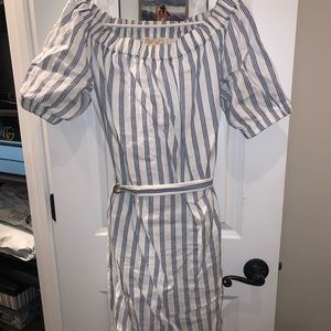 Michael Kors Off the shoulder dress